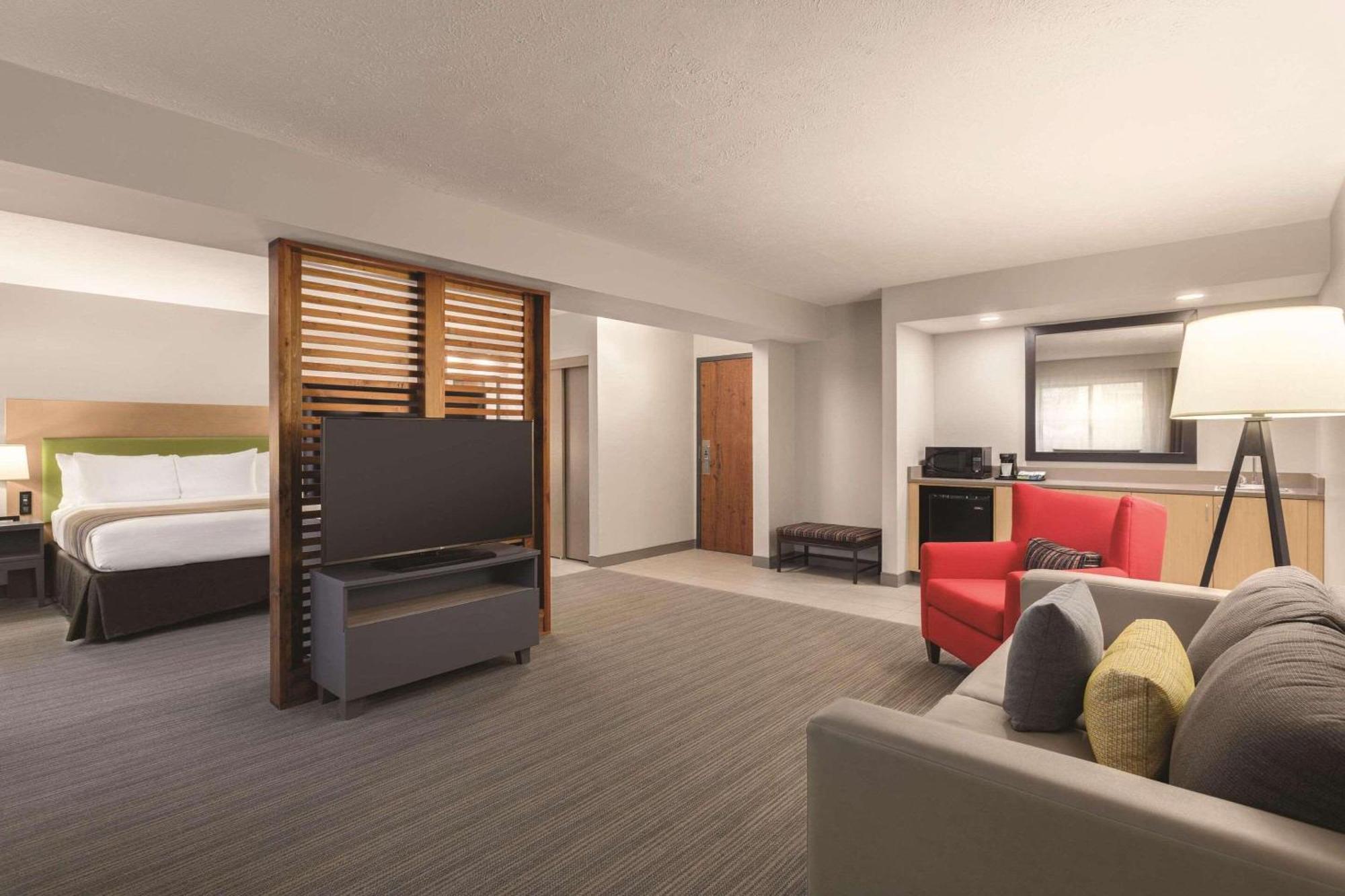Country Inn & Suites By Radisson, Erie, Pa Kearsarge Dış mekan fotoğraf